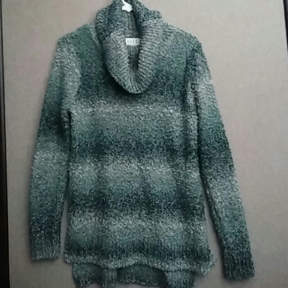 Chilly weather cowl sweater